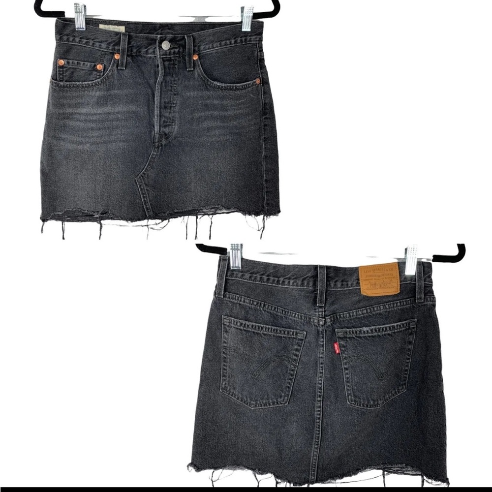 Levi’s Black Denim Skirt